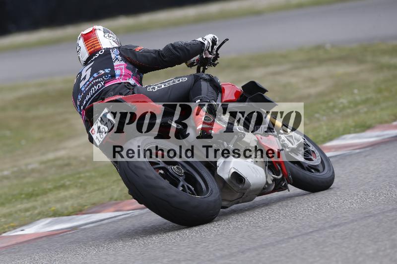 /30 23.06.2025 Get Faster Caremotion ADR/Rider Academy gruen/backside